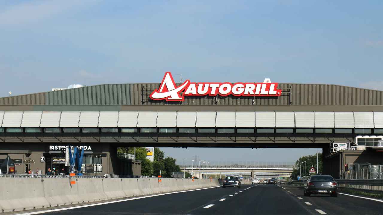 Autogrill prezzi panini aumentati