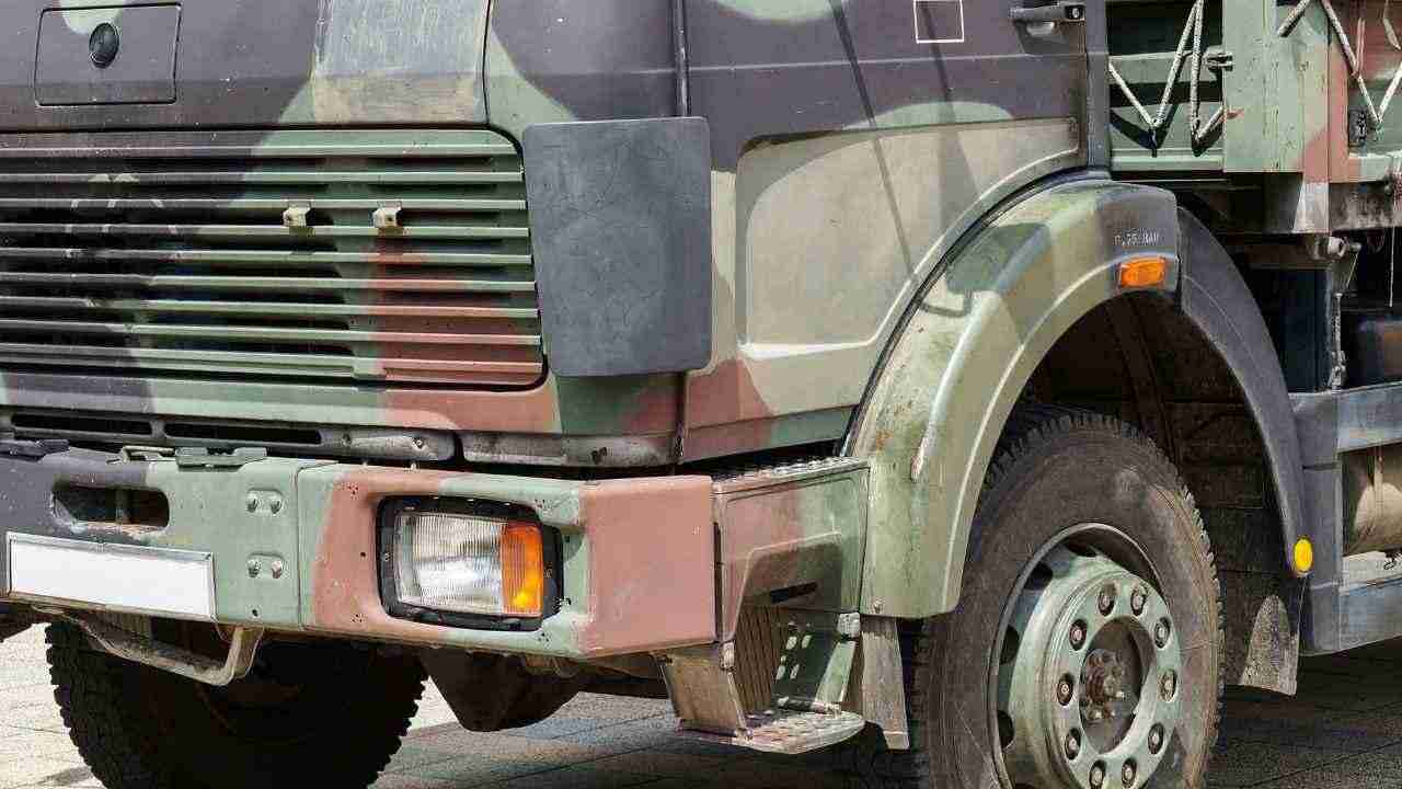 Palermo investita camion Esercito morta donna